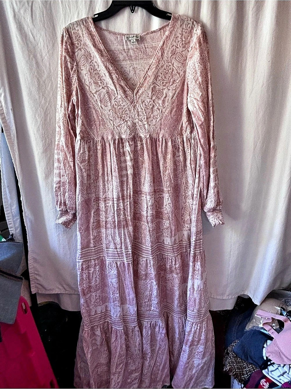 Wonderly Paisley Maxi Dress in Pink Size Small Like New